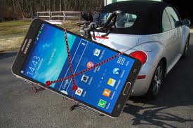 my car with note 3 going to work.jpg