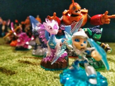 skylander lineup.jpg