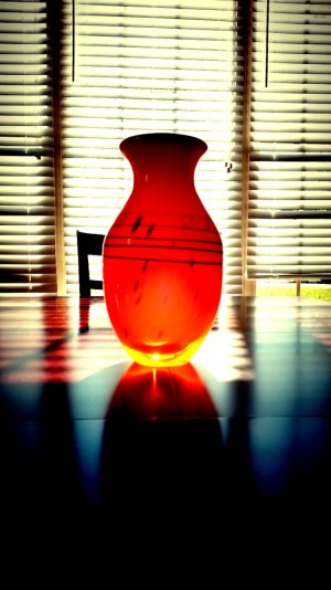 RedVase.jpg