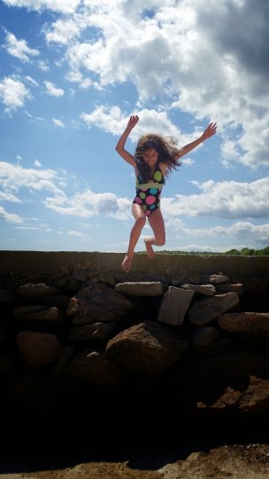 Emma Jumping.jpg