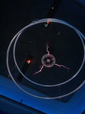 Tesla Coil smaller.jpg