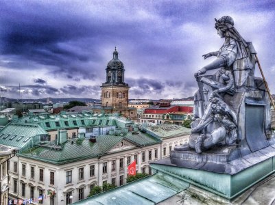 statue_GOTHENBURG.jpg