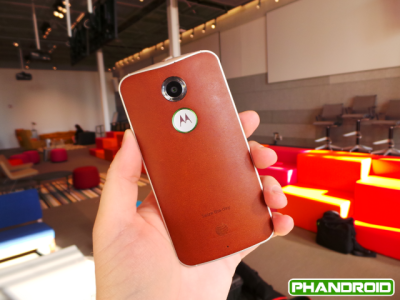 moto-x-cognac-leather-1-640x480.png