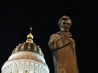 20130131 Abraham Lincoln WV State Capitol_1.jpg