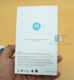 moto-x-unboxing-8.jpg