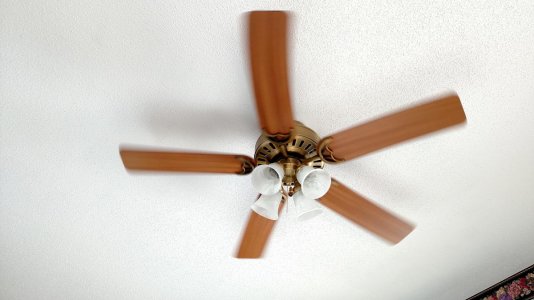 Ceiling-fan-Turbo-no-flash_.jpg