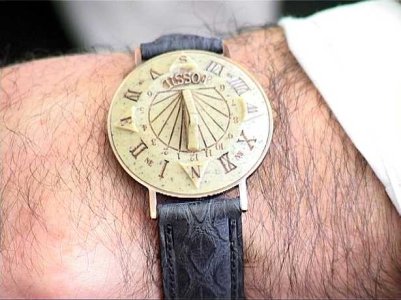 wristwatch.jpg