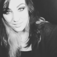 fallingpetals